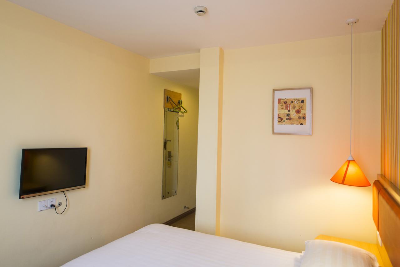 Home Inn Guangzhou Middle Jiefang Road Gongyuanqian Metro Station Exterior foto